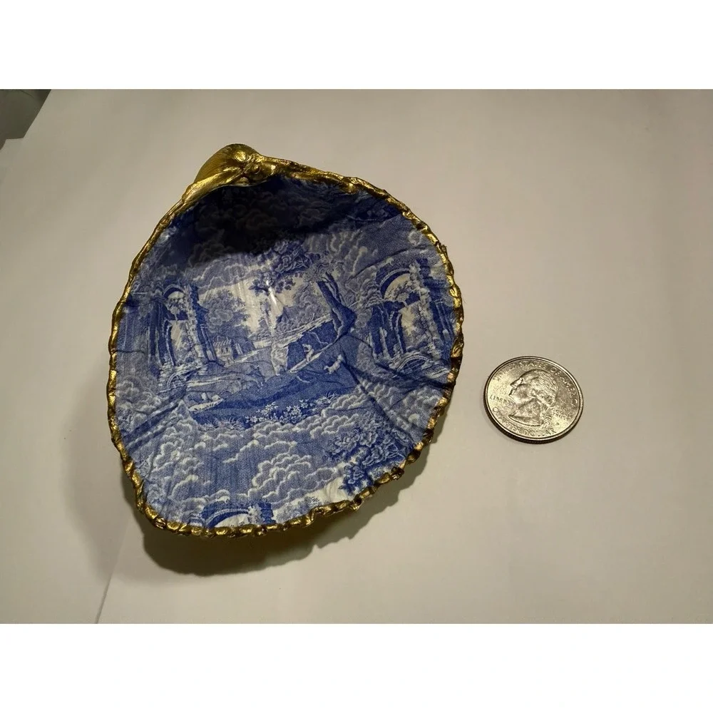 Handmade Trinket Dish On An Atlantic Cockle Sea Shell Decoupaged European Scene‎